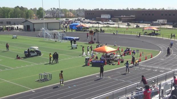 Boys 4x200 Relay Finals Section 2