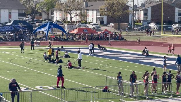 JV Girls 4x400 Relay Finals Section 1