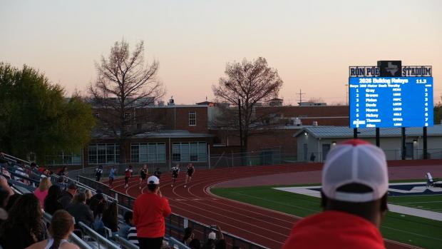 Boys 200 Finals Section 4