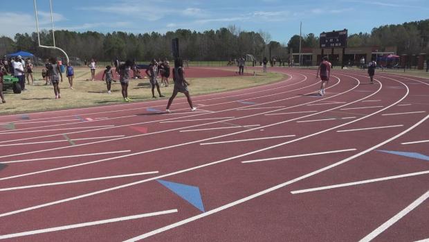 Boys 4x100 Relay Finals Section 2