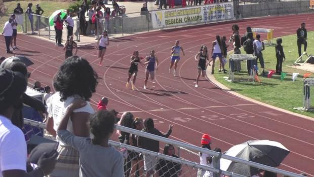 Girls 200 Finals Section 14