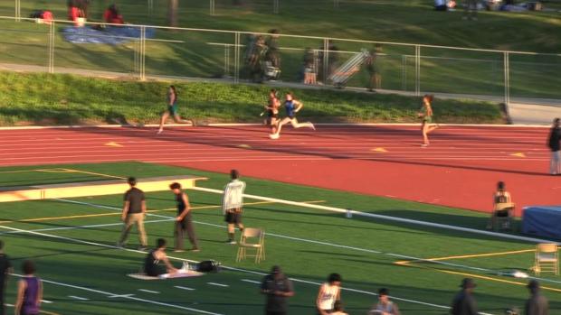 Varsity Girls 4x400 Relay Finals Section 1