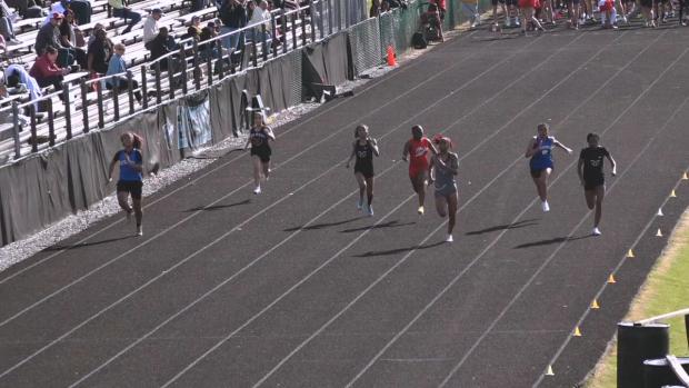 Girls 100 Finals Section 17