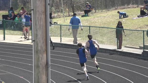 HS Boys 400 Finals Section 12