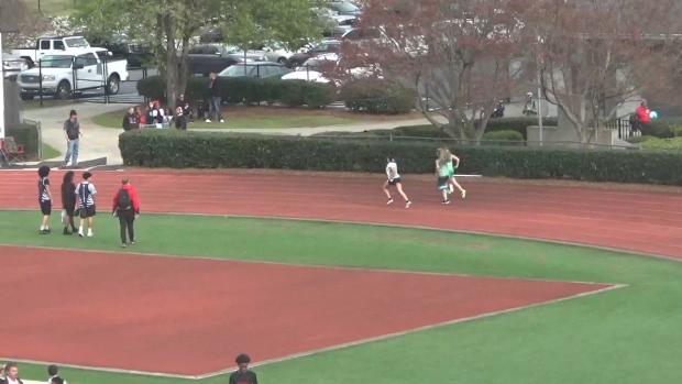 Girls 400 Heat 1