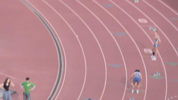 JV Girls 400 Finals Section 4
