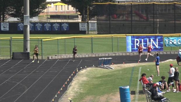MS Girls 200 Finals Section 15