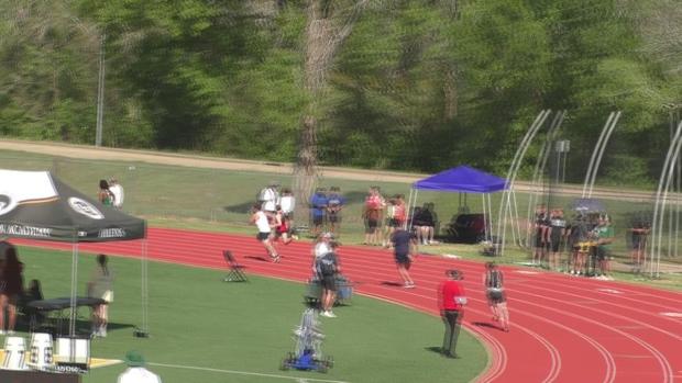 Thrower's 4x100 Relay Finals Section 1