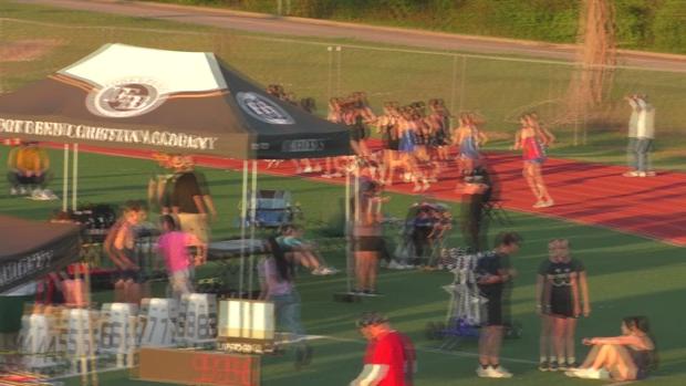 Girls 1600 Finals Section 2