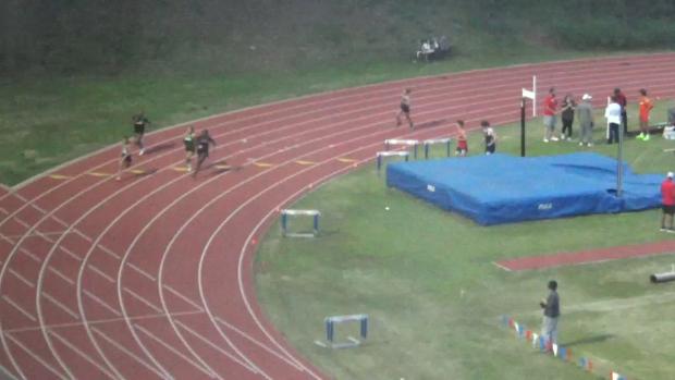 Girls 200 Heat 1