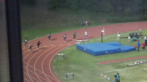 Boys 200 Heat 1