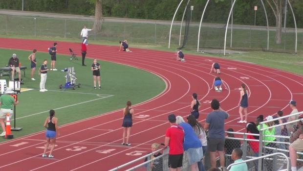 Girls 4x400 Relay Finals Section 1