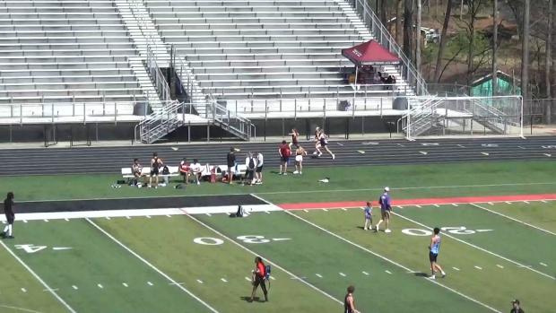 Girls 400 Heat 1