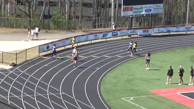 Girls 200 Heat 3