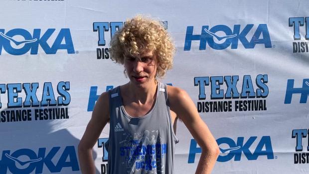 Lucas Antonelli, Boys 3200m Heat 8 winner