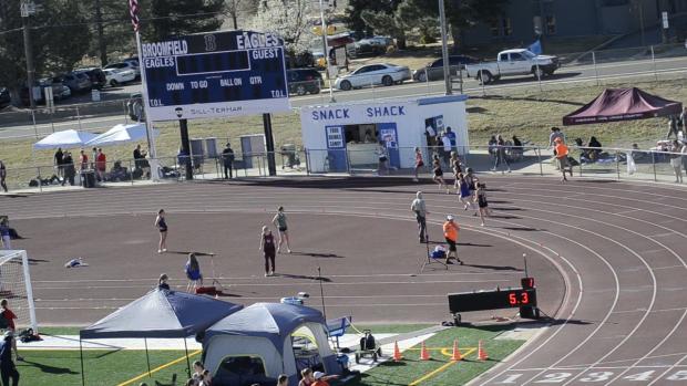 Girls 4x800 Relay Heat 1