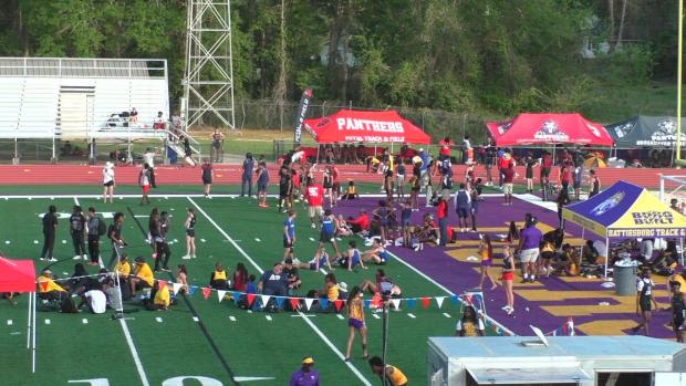Boys 300 Hurdles Heat 3