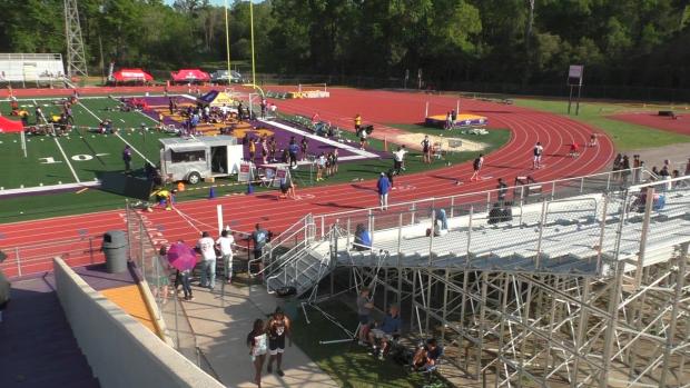 Boys 400 Heat 7