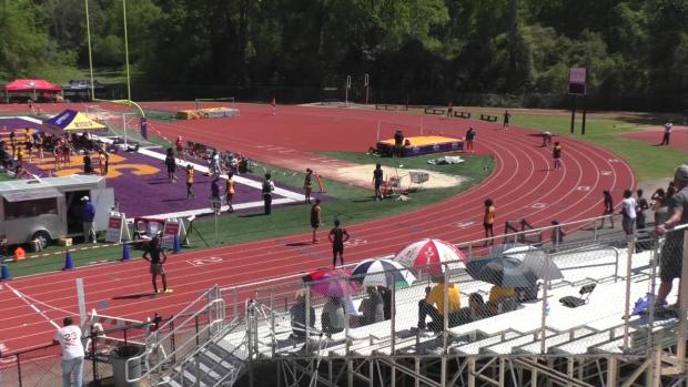 Boys 4x200 Relay Heat 3