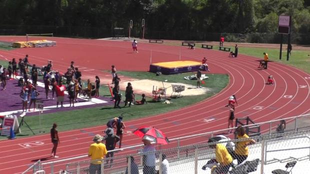 Girls 4x200 Relay Heat 1