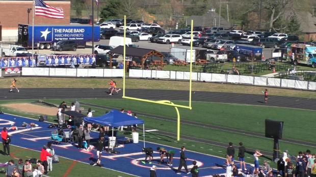 Girls 4x400 Relay Finals Section 1