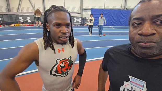 Joe Owusu Wins His 60m Heat