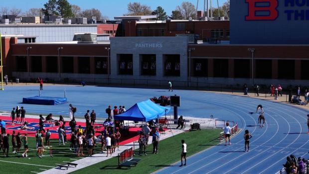 Boys 4x400 Relay Finals Section 1