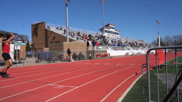 Girls 200 Finals Section 1