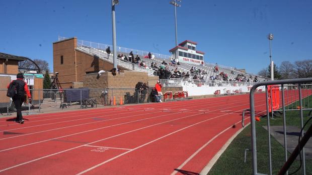 Boys 200 Finals Section 6