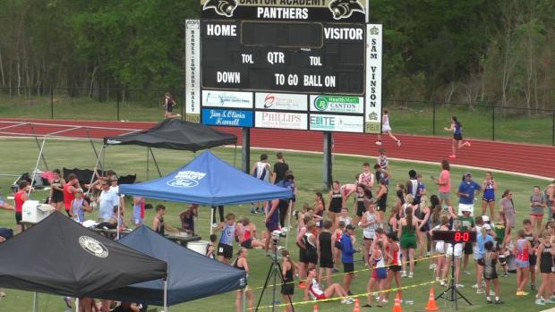 Middle School Girls 400 Heat 4