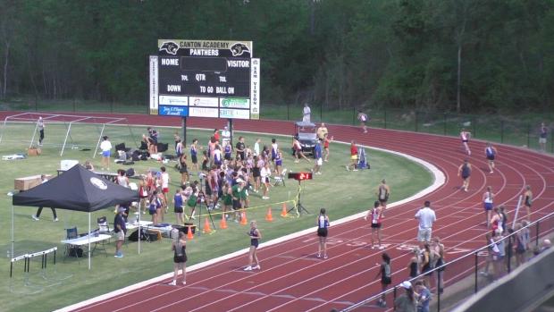 Middle School Girls 4x400 Relay Heat 1