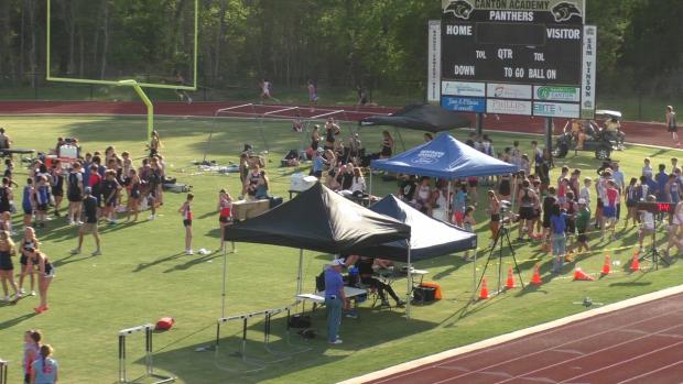 Middle School Boys 400 Heat 1