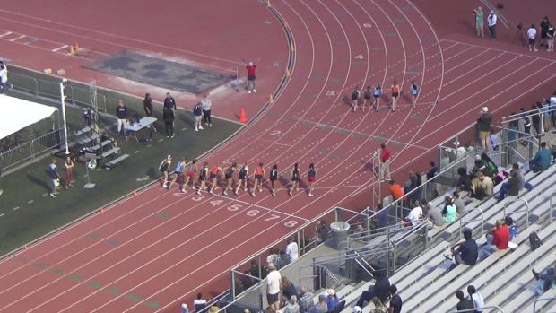Girls 1600 Finals Section 1