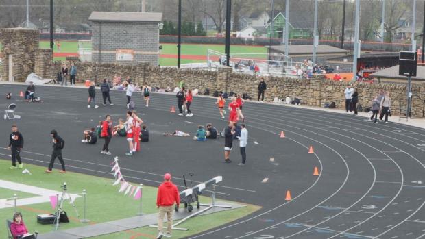Girls 4x800 Relay Finals Section 1