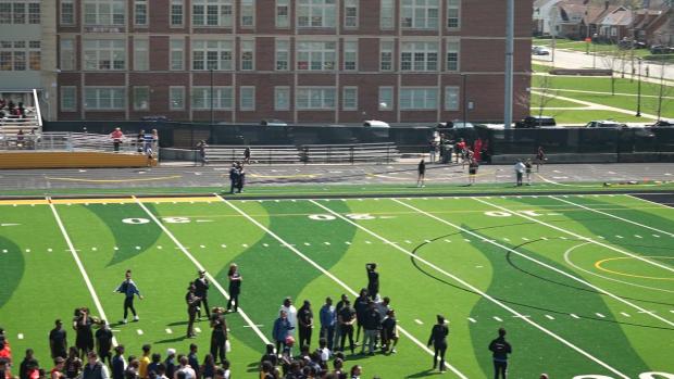 Girls 4x200 Relay Finals Section 3