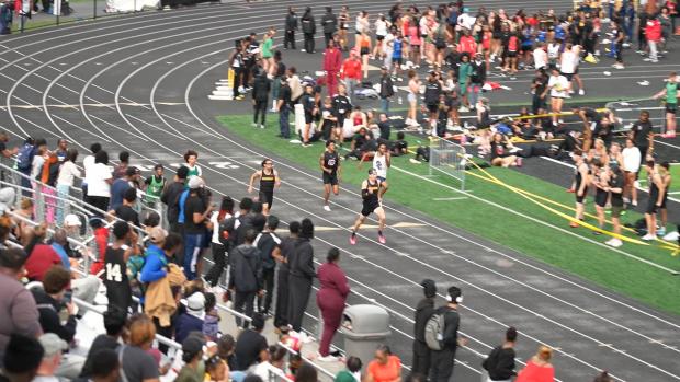 Boys 200 Finals Section 5