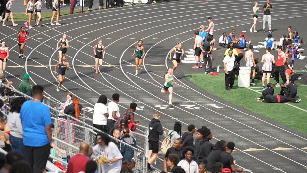 Girls 200 Finals Section 4