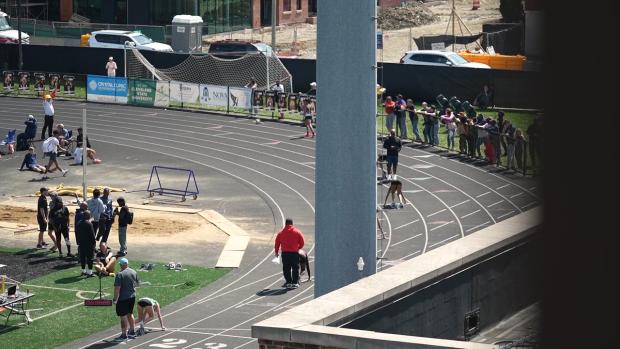 Girls 400 Finals Section 3