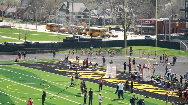 Girls 1600 Finals Section 1