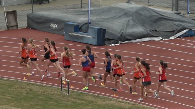 Girls 1600 Finals Section 2