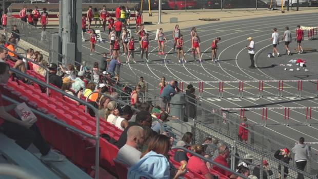 Girls 100m Hurdles Heat 1