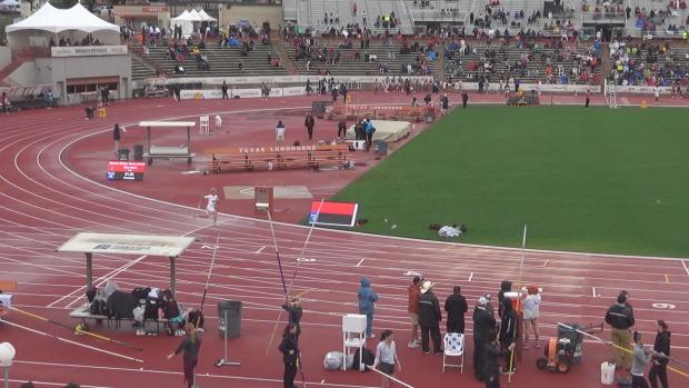Division 2 Boys 4x200 Relay Finals Section 1
