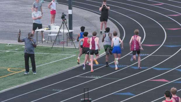 Boys 4x800 Relay Finals Section 1