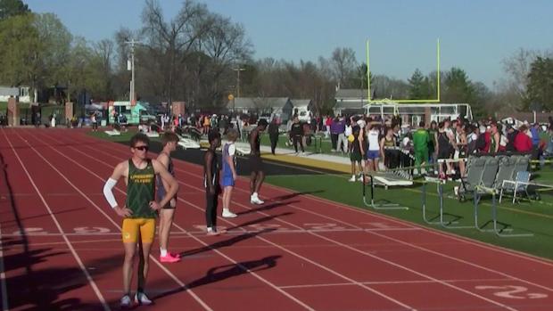 Boys 4x400 Heat 1 Homestretch