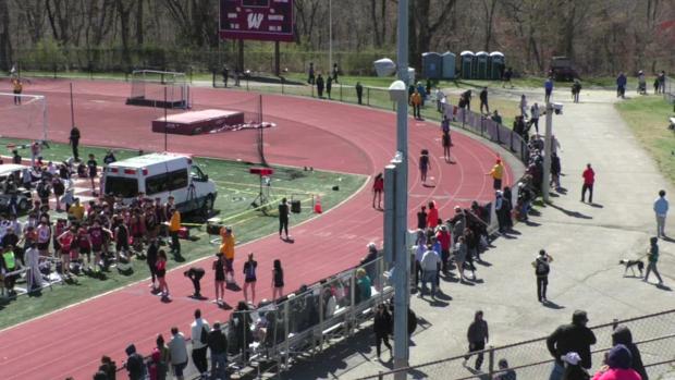Novice Girls 4x200 Relay Finals Section 3 - Passaic Relays