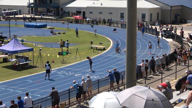 Boys 4x200 Relay Finals Section 2