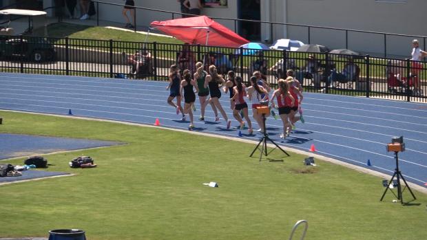 Girls 1600 Finals Section 3