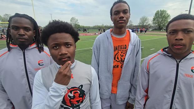 Plainfield East Boys Show Out