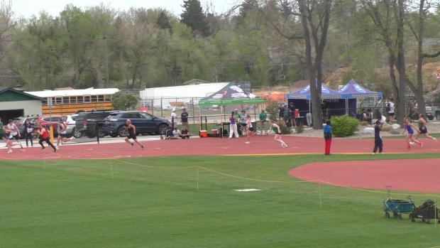 MIXED  4X100M F 01