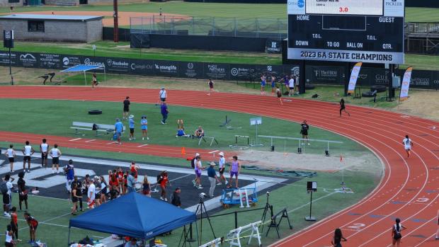 Girls 4x400 Relay Finals Section 2
